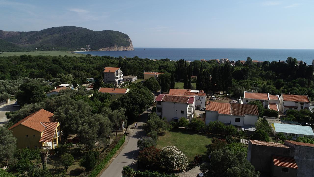 Family House Davidovic Affittacamere Petrovazzo